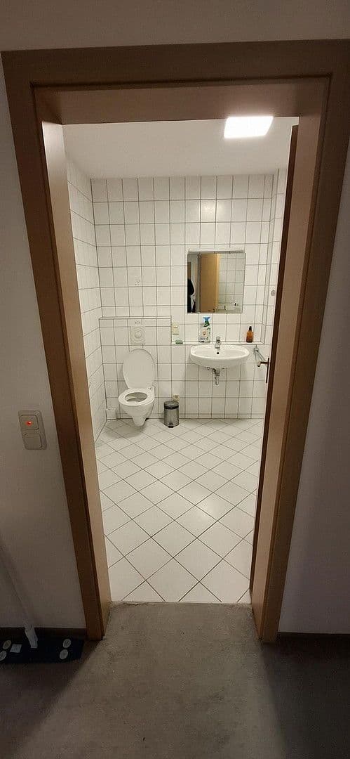 Pronájem bytu 3+1 73 m², Birkenallee 33 A, Bubenreuth, Bavorsko Pronájem bytu 3+1 73 m², Birkenallee 33 A, Bubenreuth, Bavorsko