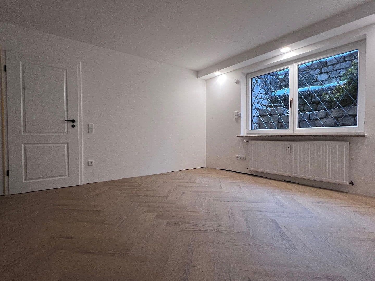 Pronájem bytu 3+1 126 m², München, Bavorsko Pronájem bytu 3+1 126 m², München, Bavorsko