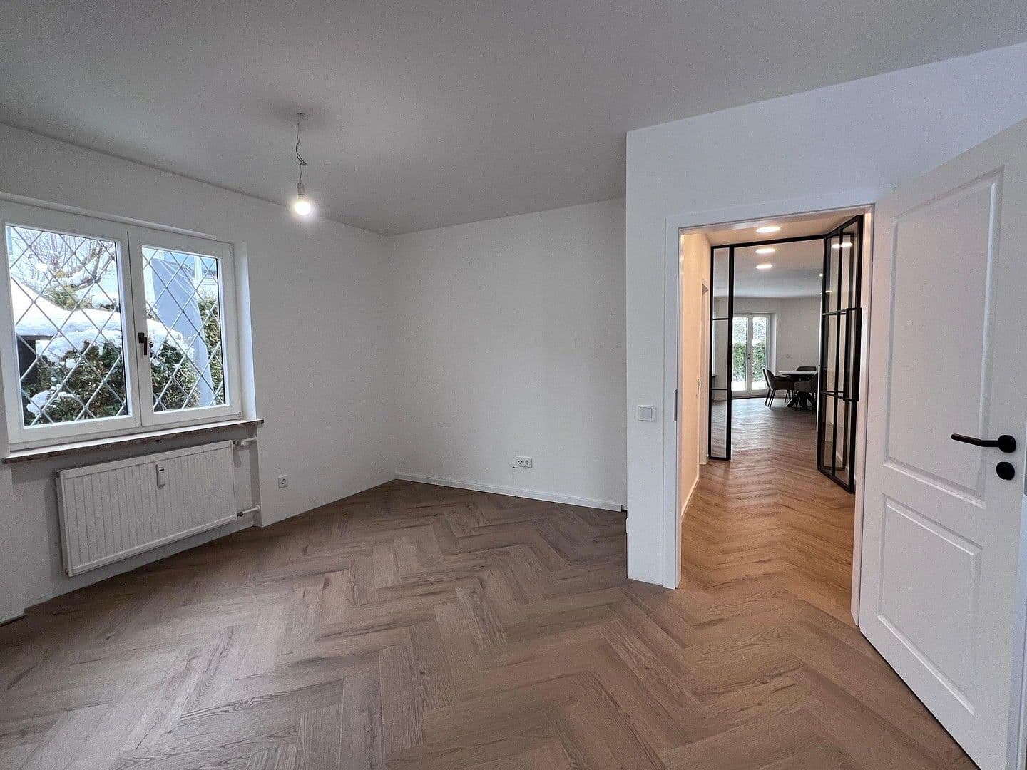 Pronájem bytu 3+1 126 m², München, Bavorsko Pronájem bytu 3+1 126 m², München, Bavorsko