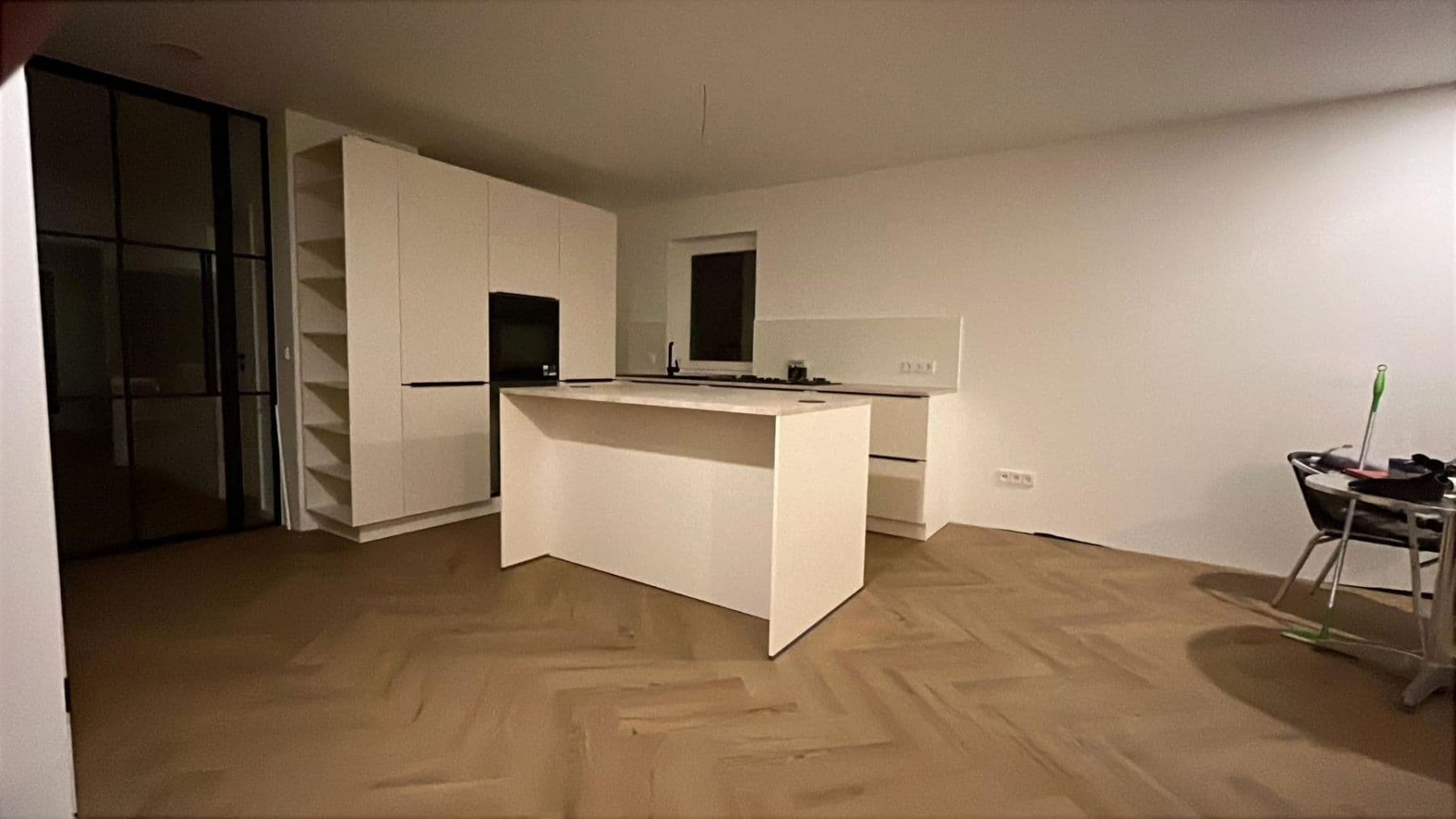 Pronájem bytu 3+1 126 m², München, Bavorsko Pronájem bytu 3+1 126 m², München, Bavorsko