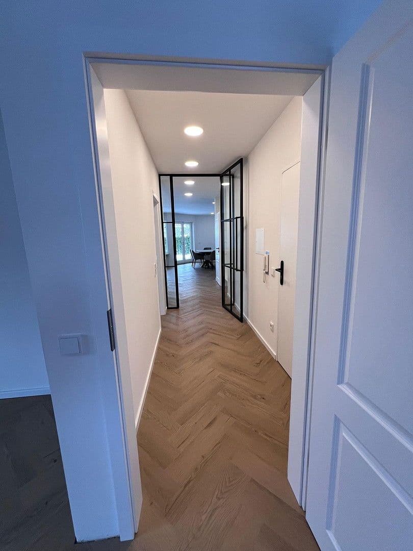 Pronájem bytu 3+1 126 m², München, Bavorsko Pronájem bytu 3+1 126 m², München, Bavorsko