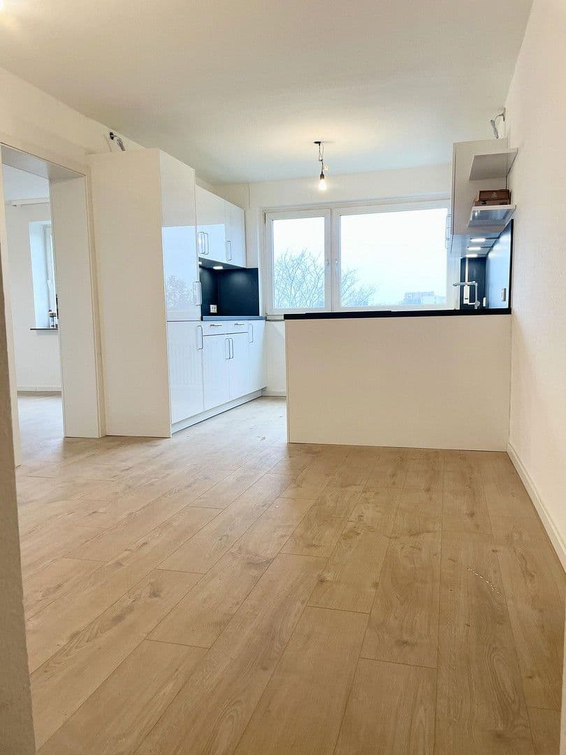 Pronájem bytu 3+kk 87 m², Seeäckerstrasse 23, Leonberg, Bádensko-Württembersko Pronájem bytu 3+kk 87 m², Seeäckerstrasse 23, Leonberg, Bádensko-Württembersko