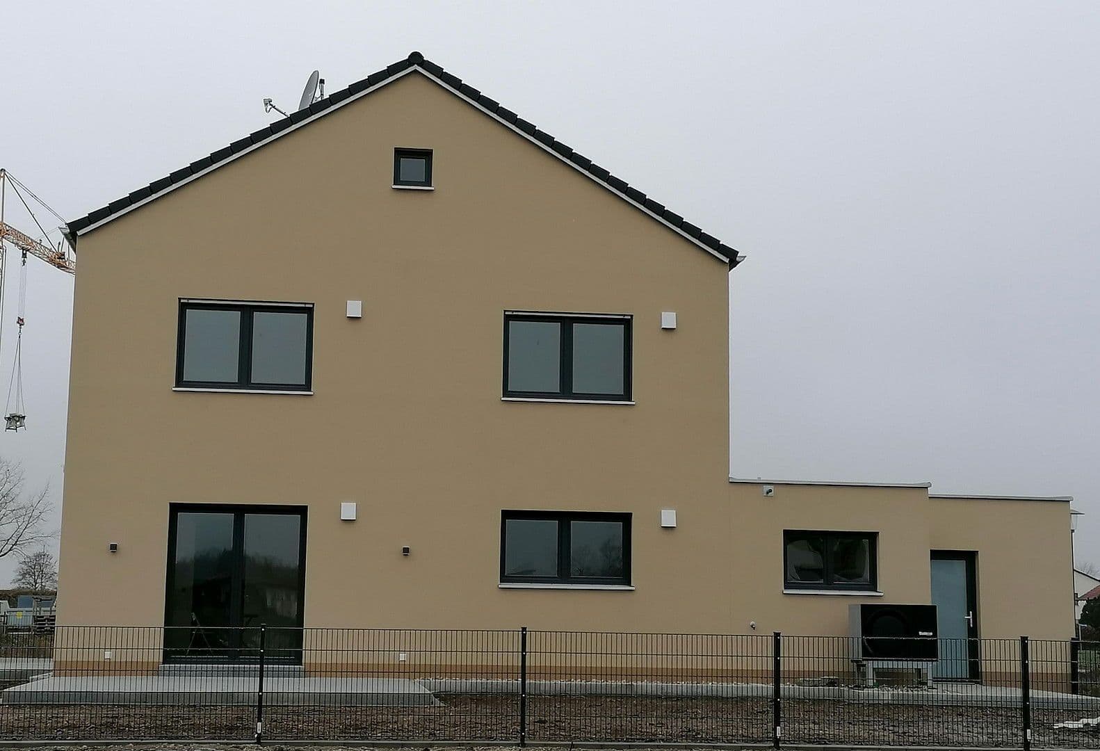 Pronájem domu 186 m², pozemek 537 m², Biberweg 18, Abensberg, Bavorsko Pronájem domu 186 m², pozemek 537 m², Biberweg 18, Abensberg, Bavorsko