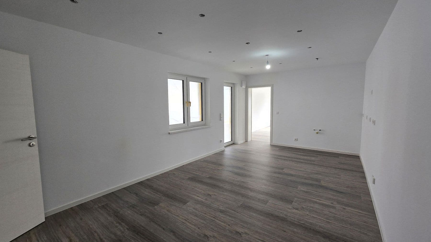 Pronájem bytu 3+kk 80 m², Römerberg, Porýní-Falc Pronájem bytu 3+kk 80 m², Römerberg, Porýní-Falc