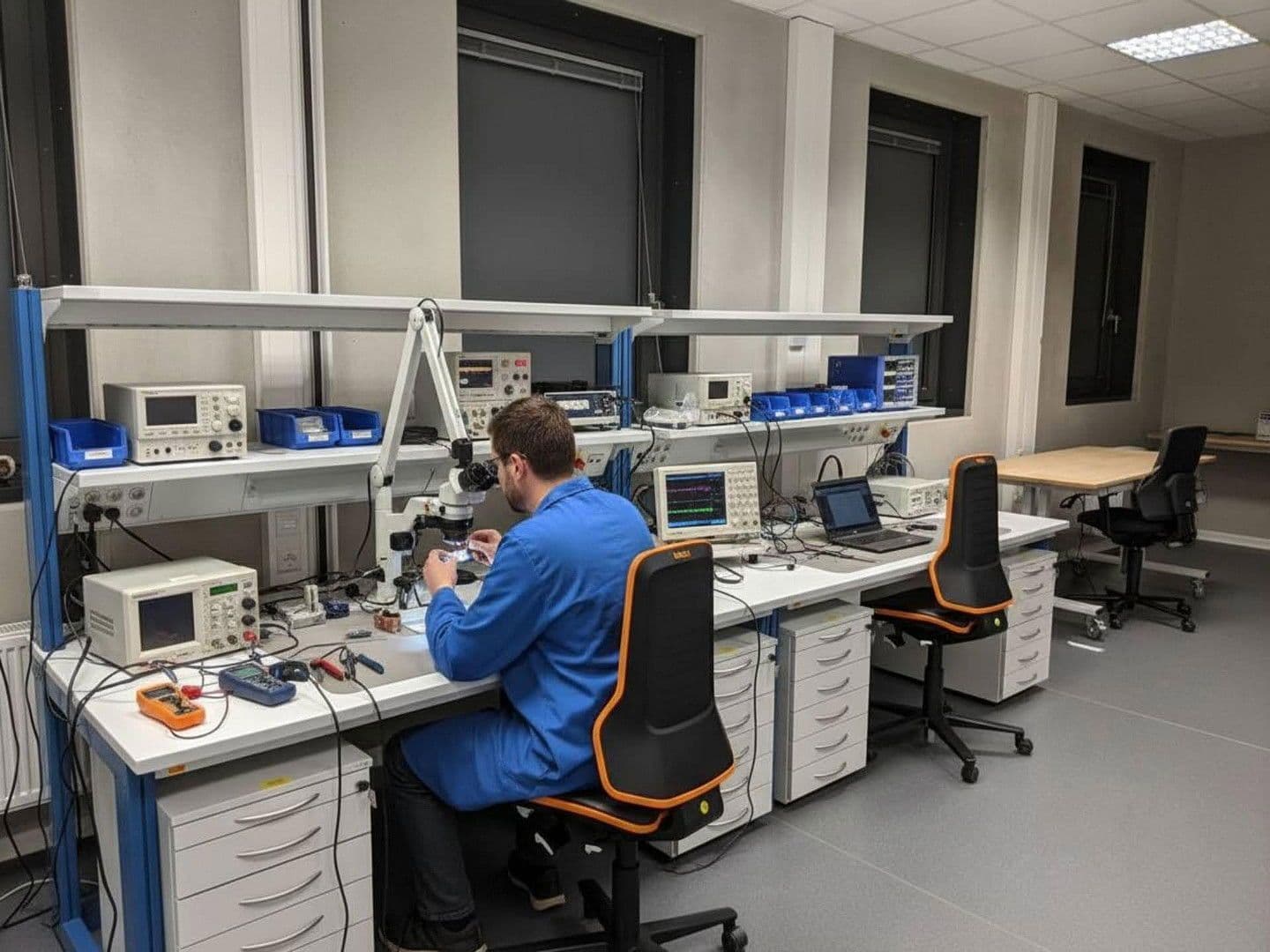 Pronájem kanceláře 2.800 m², Alemannenstrasse 19, Heimsheim, Bádensko-Württembersko Pronájem kanceláře 2.800 m², Alemannenstrasse 19, Heimsheim, Bádensko-Württembersko