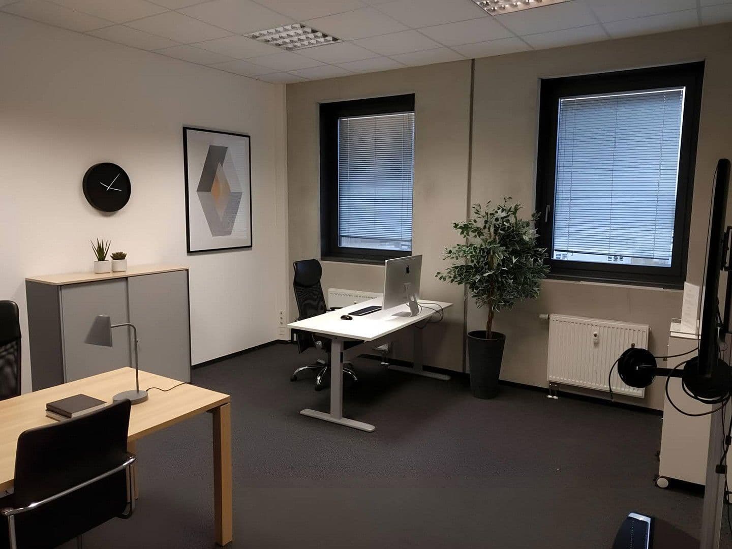 Pronájem kanceláře 2.800 m², Alemannenstrasse 19, Heimsheim, Bádensko-Württembersko Pronájem kanceláře 2.800 m², Alemannenstrasse 19, Heimsheim, Bádensko-Württembersko