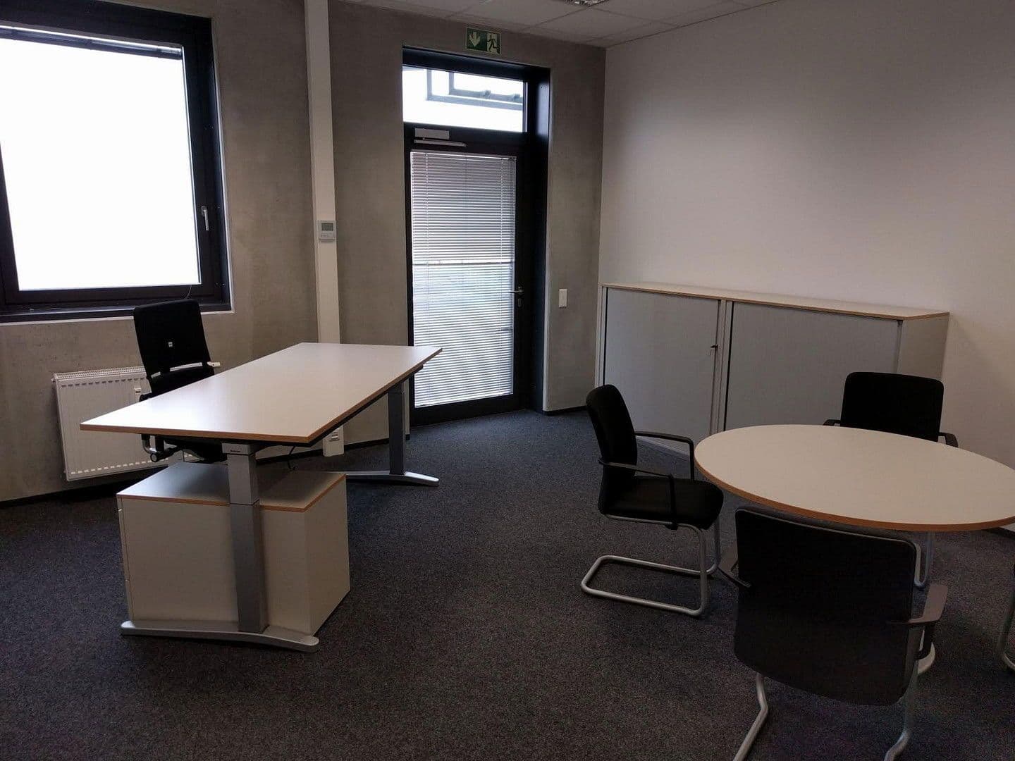 Pronájem kanceláře 2.800 m², Alemannenstrasse 19, Heimsheim, Bádensko-Württembersko Pronájem kanceláře 2.800 m², Alemannenstrasse 19, Heimsheim, Bádensko-Württembersko