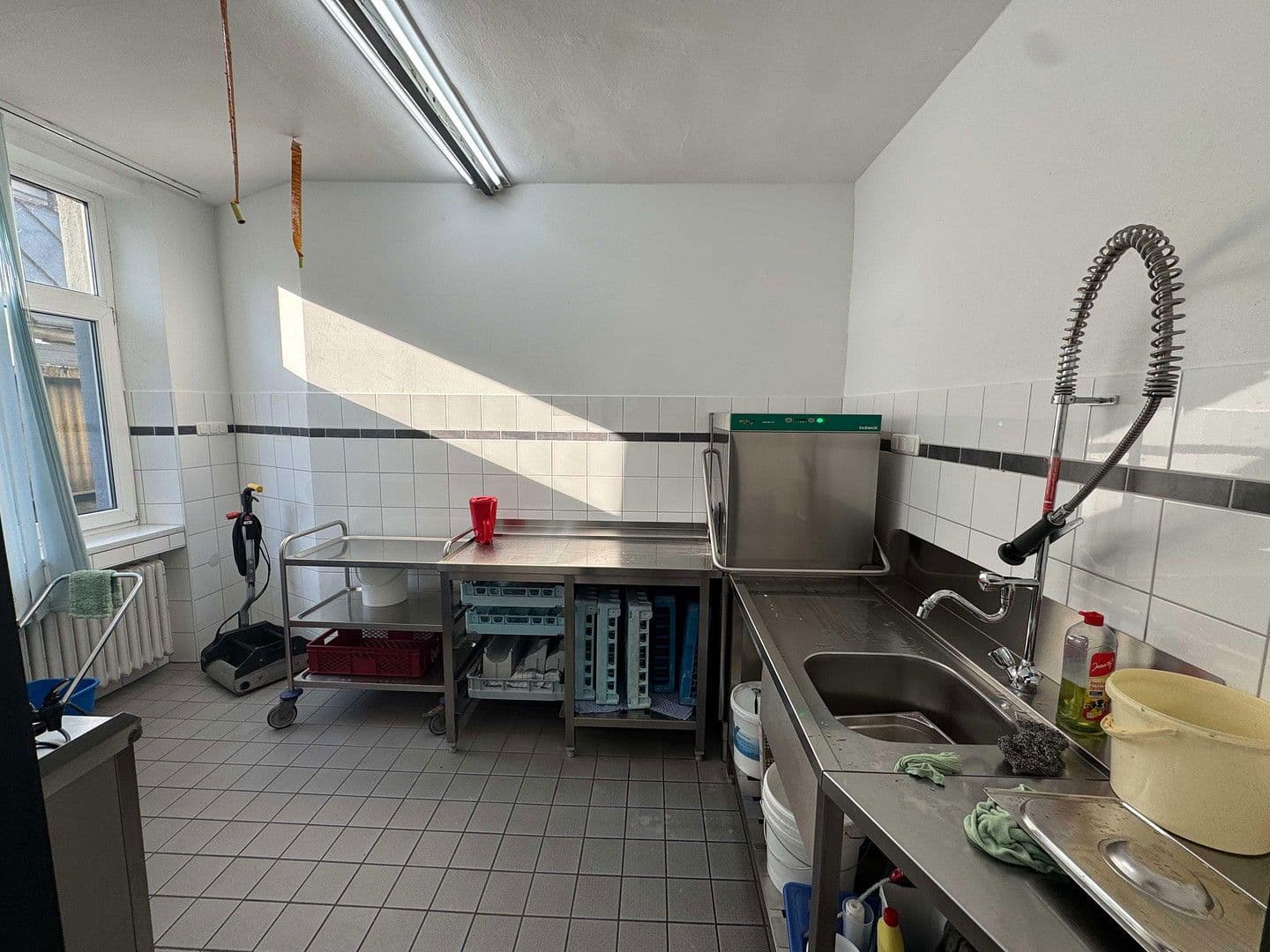 Pronájem nebytového prostoru 4.000 m², Töging, Bavorsko Pronájem nebytového prostoru 4.000 m², Töging, Bavorsko