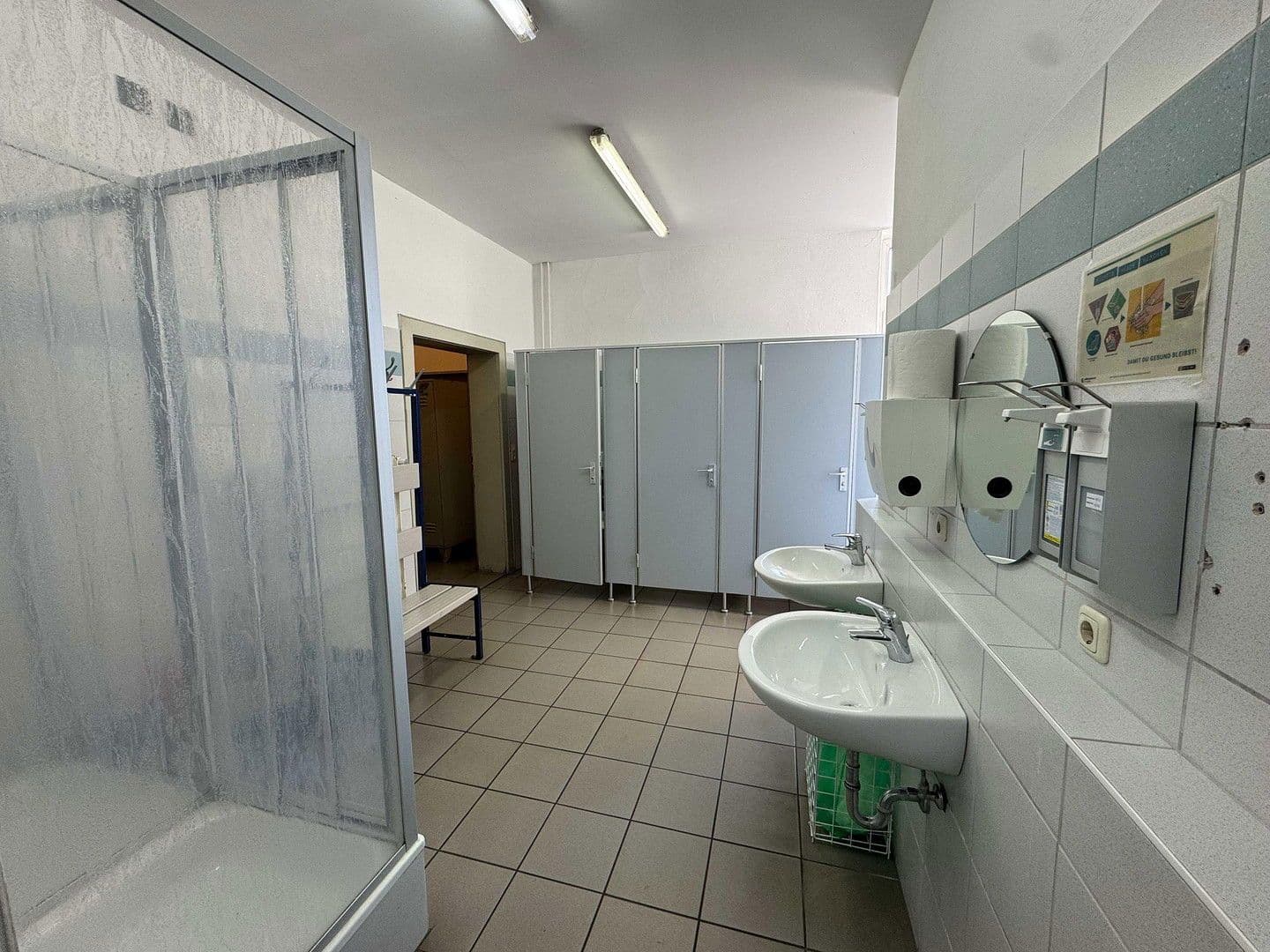 Pronájem nebytového prostoru 4.000 m², Töging, Bavorsko Pronájem nebytového prostoru 4.000 m², Töging, Bavorsko