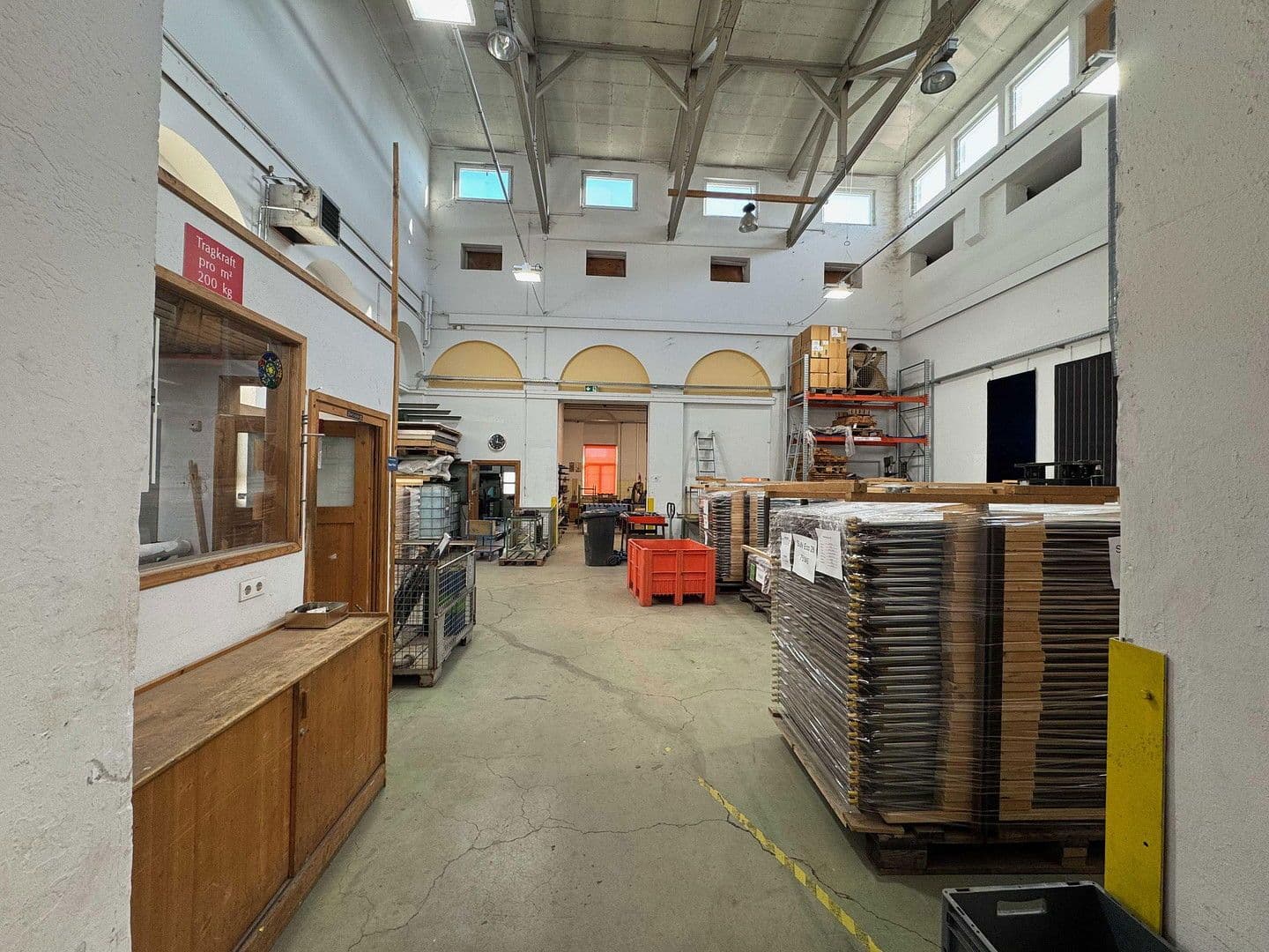 Pronájem nebytového prostoru 4.000 m², Töging, Bavorsko Pronájem nebytového prostoru 4.000 m², Töging, Bavorsko