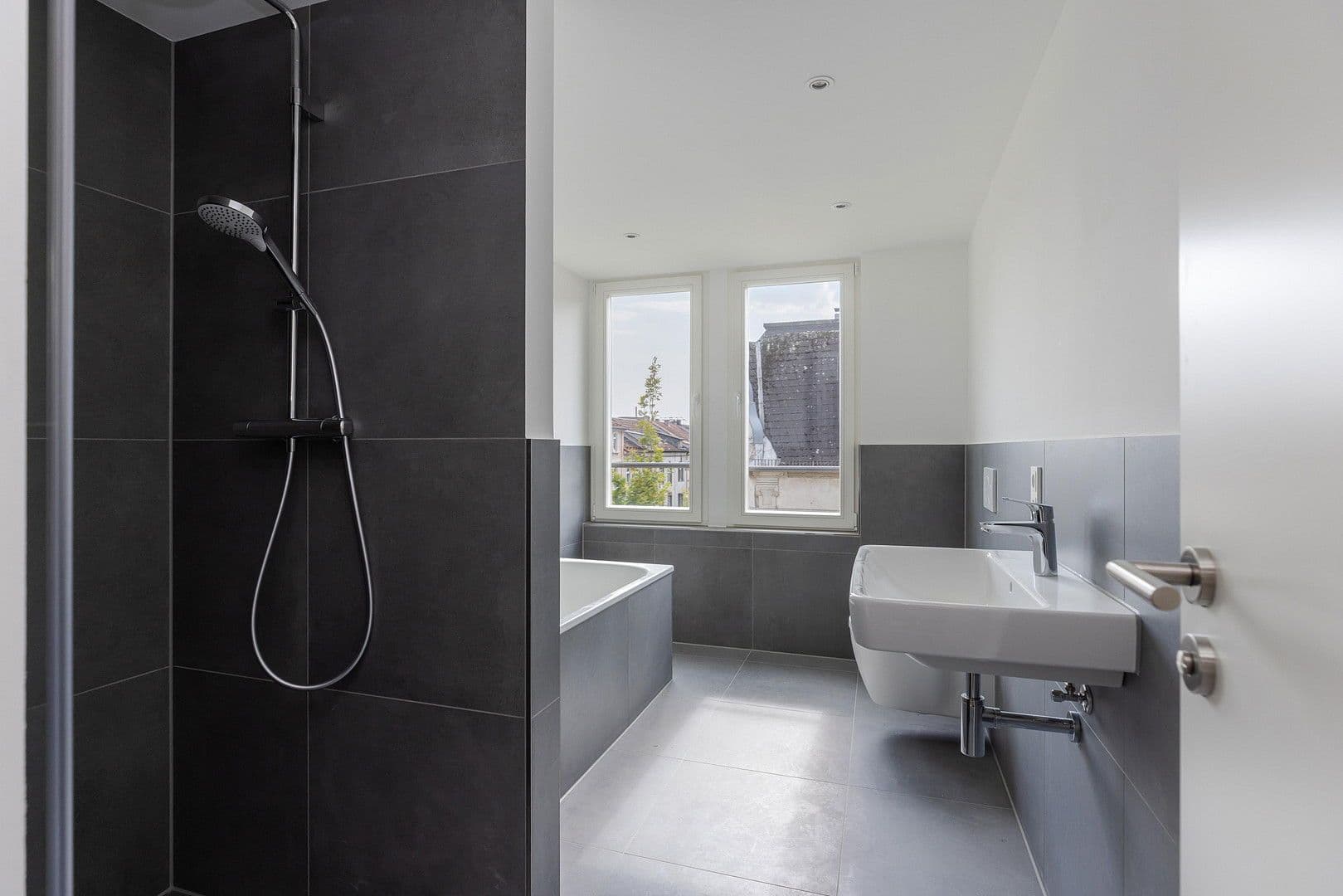 Prodej bytu 5+1 170 m², Krafftstraße 1, Offenbach, Hessen Prodej bytu 5+1 170 m², Krafftstraße 1, Offenbach, Hessen