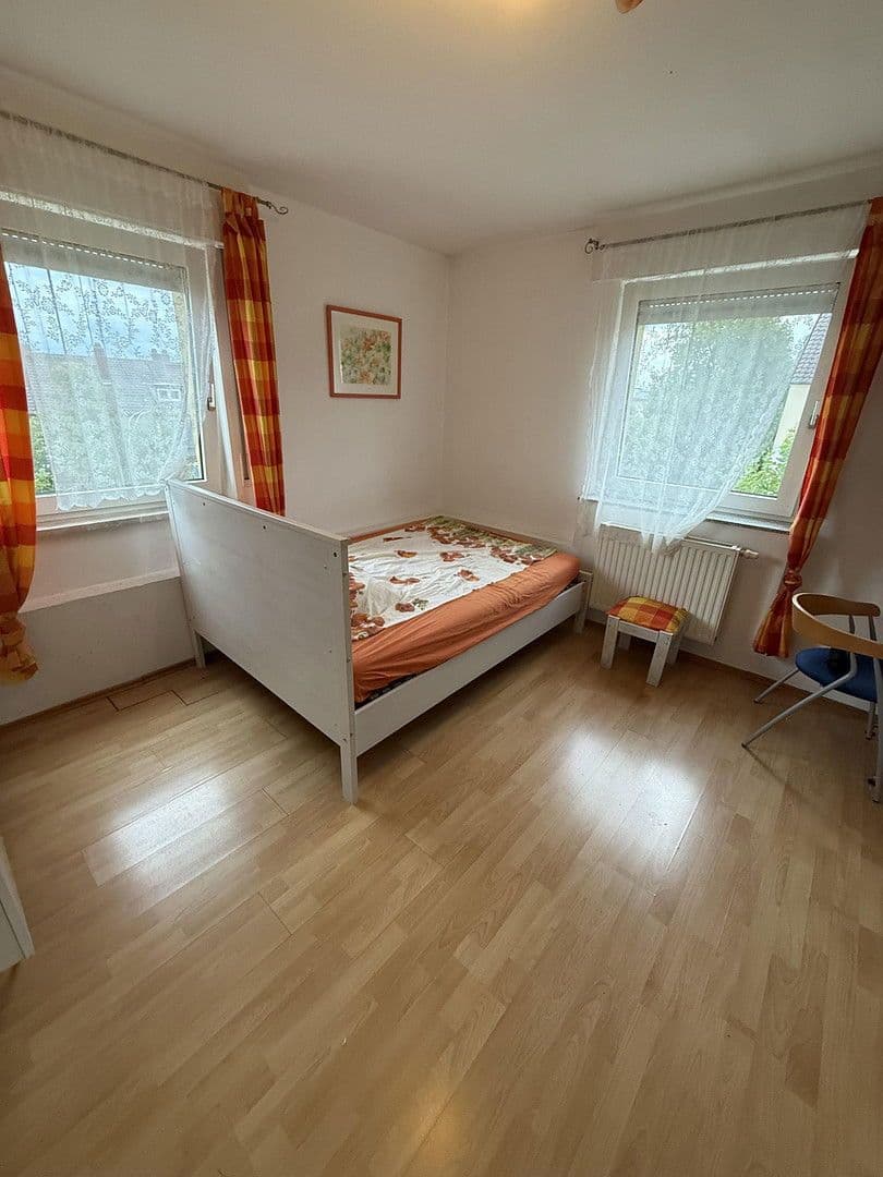 Pronájem bytu 1+1 14 m², Adam Opel Str 24, Rüsselsheim am Main, Hessen Pronájem bytu 1+1 14 m², Adam Opel Str 24, Rüsselsheim am Main, Hessen