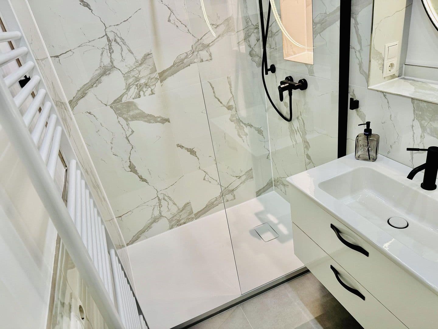 Prodej bytu 3+1 60 m², Pestalozzistraße 17, Braunschweig, Dolní Sasko Prodej bytu 3+1 60 m², Pestalozzistraße 17, Braunschweig, Dolní Sasko