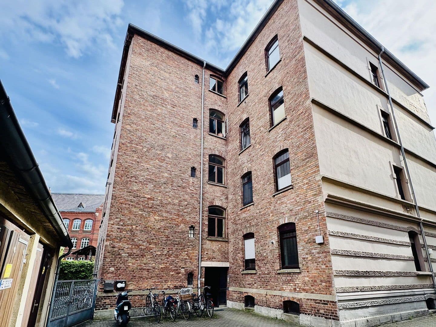Prodej bytu 3+1 60 m², Pestalozzistraße 17, Braunschweig, Dolní Sasko Prodej bytu 3+1 60 m², Pestalozzistraße 17, Braunschweig, Dolní Sasko
