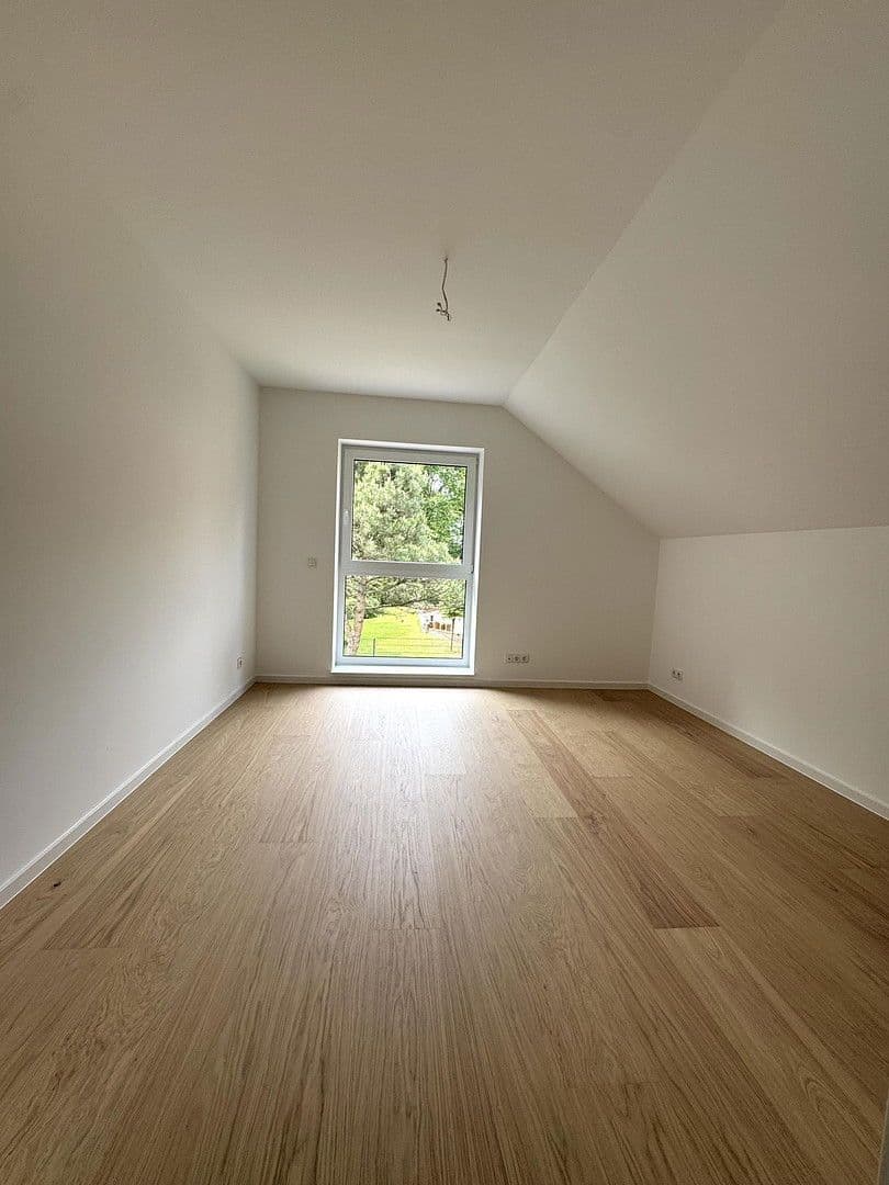 Pronájem domu 130 m², pozemek 510 m², Achim, Dolní Sasko Pronájem domu 130 m², pozemek 510 m², Achim, Dolní Sasko