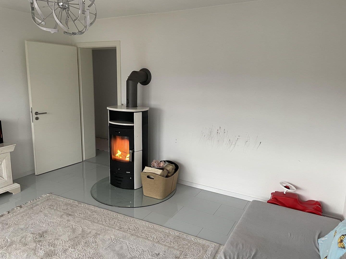 Prodej domu 180 m², pozemek 510 m², Wengertweg25, Aidlingen, Bádensko-Württembersko Prodej domu 180 m², pozemek 510 m², Wengertweg25, Aidlingen, Bádensko-Württembersko