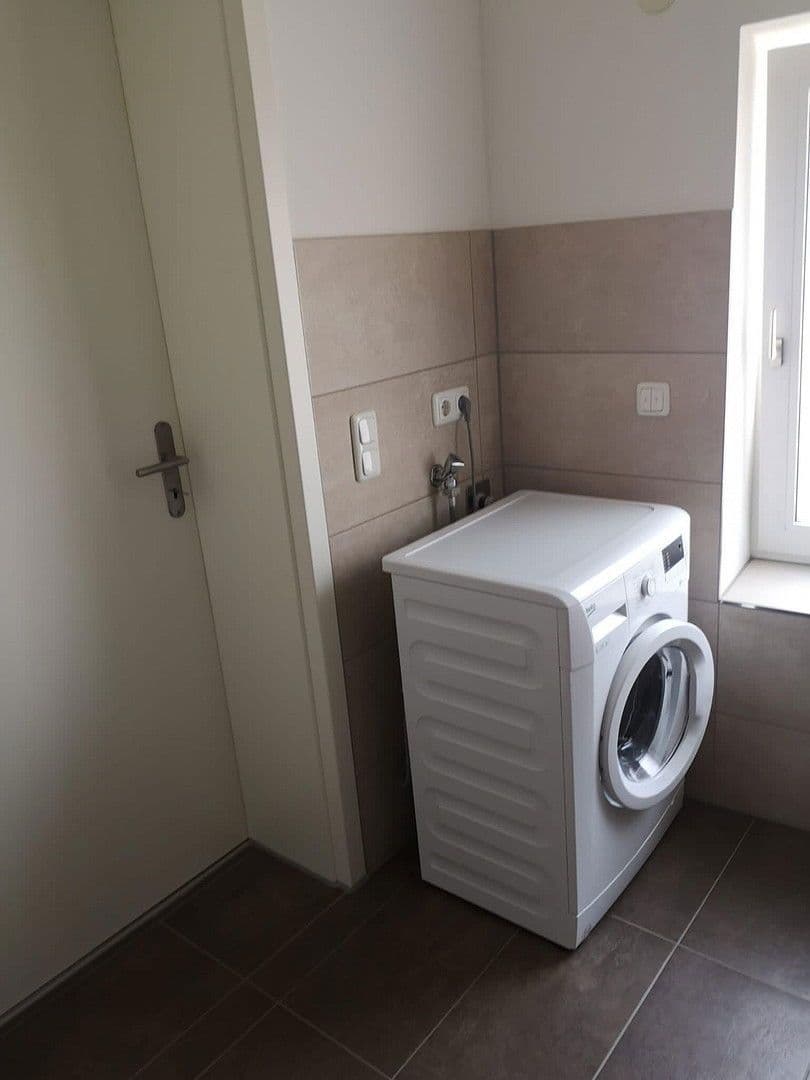 Pronájem bytu 1+1 40 m², Wolfsburg-Vorsfelde, Dolní Sasko Pronájem bytu 1+1 40 m², Wolfsburg-Vorsfelde, Dolní Sasko