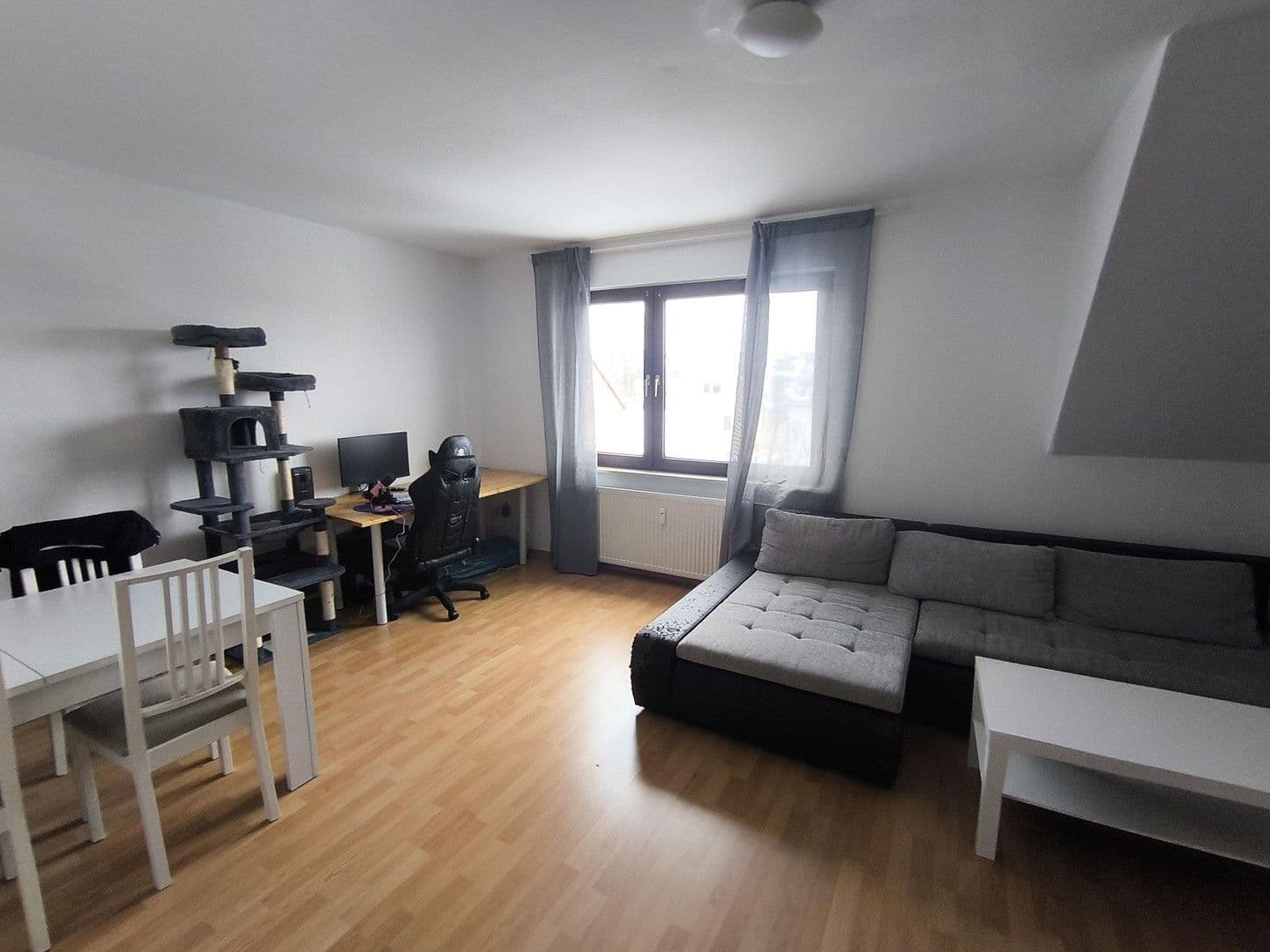 Pronájem bytu 3+1 54 m², Göttingen, Dolní Sasko Pronájem bytu 3+1 54 m², Göttingen, Dolní Sasko