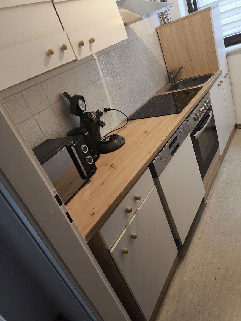 Pronájem bytu 3+1 54 m², Göttingen, Dolní Sasko Pronájem bytu 3+1 54 m², Göttingen, Dolní Sasko