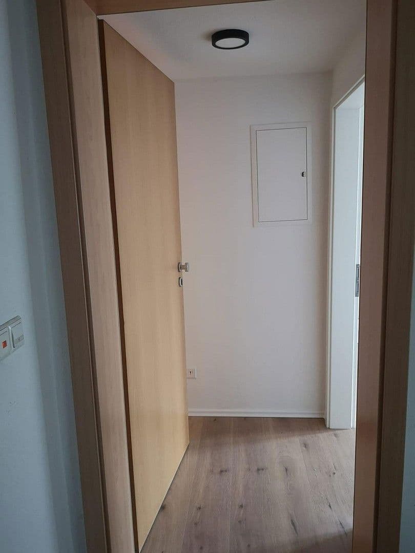Pronájem bytu 2+1 41 m², Friolzheim, Bádensko-Württembersko Pronájem bytu 2+1 41 m², Friolzheim, Bádensko-Württembersko