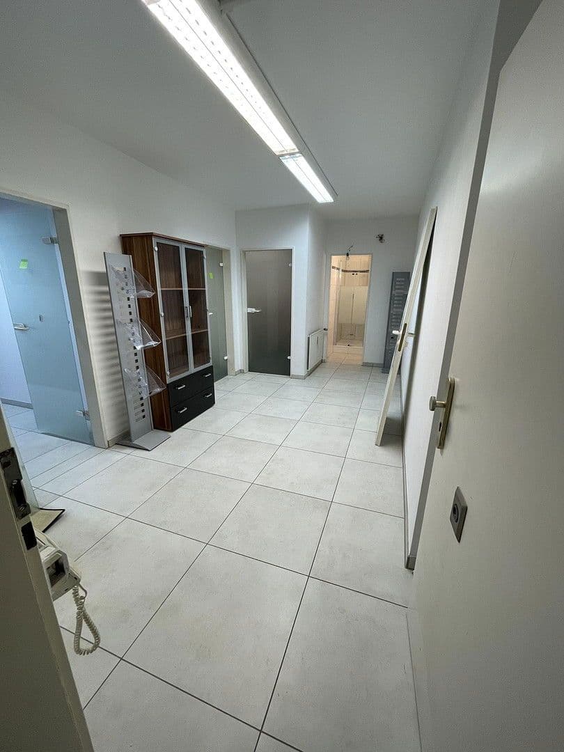 Pronájem kanceláře 70 m², Hauptstraße 155, Frechen, Severní Porýní-Vestfálsko Pronájem kanceláře 70 m², Hauptstraße 155, Frechen, Severní Porýní-Vestfálsko