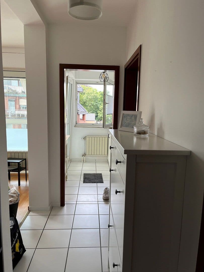 Pronájem bytu 2+1 55 m², Frankfurter Str. 214, Köln, Severní Porýní-Vestfálsko Pronájem bytu 2+1 55 m², Frankfurter Str. 214, Köln, Severní Porýní-Vestfálsko