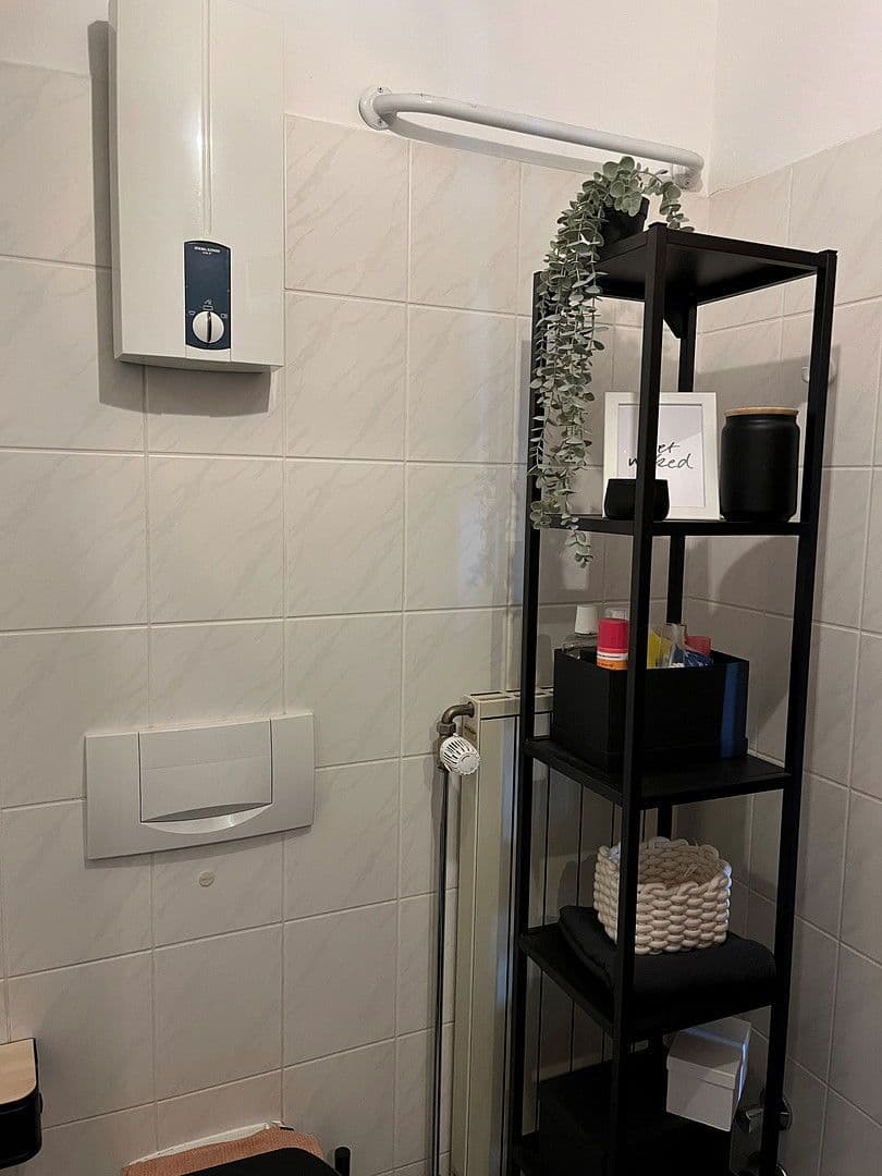 Pronájem bytu 2+1 55 m², Frankfurter Str. 214, Köln, Severní Porýní-Vestfálsko Pronájem bytu 2+1 55 m², Frankfurter Str. 214, Köln, Severní Porýní-Vestfálsko