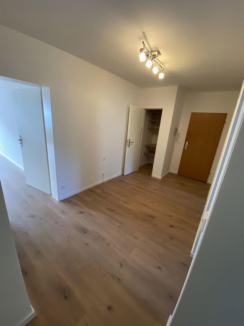 Pronájem bytu 3+kk 75 m², Cecilienstr. 3, Moers, Severní Porýní-Vestfálsko Pronájem bytu 3+kk 75 m², Cecilienstr. 3, Moers, Severní Porýní-Vestfálsko