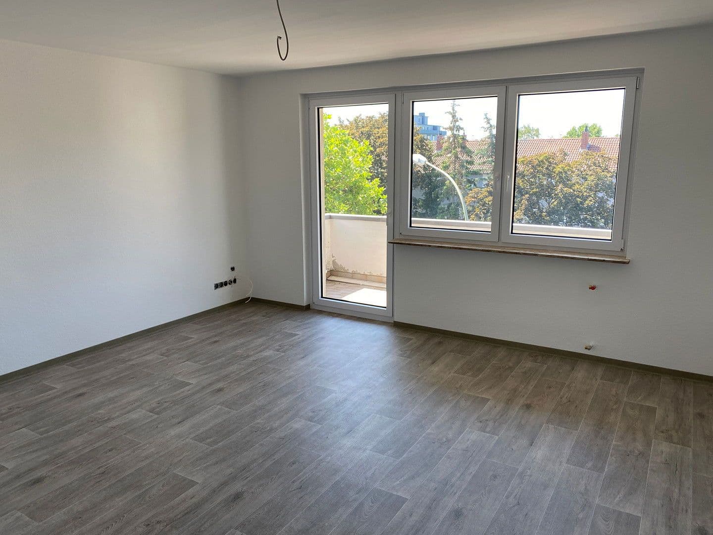 Prodej bytu 3+1 81 m², Elzweg 36, Helmstedt, Dolní Sasko Prodej bytu 3+1 81 m², Elzweg 36, Helmstedt, Dolní Sasko