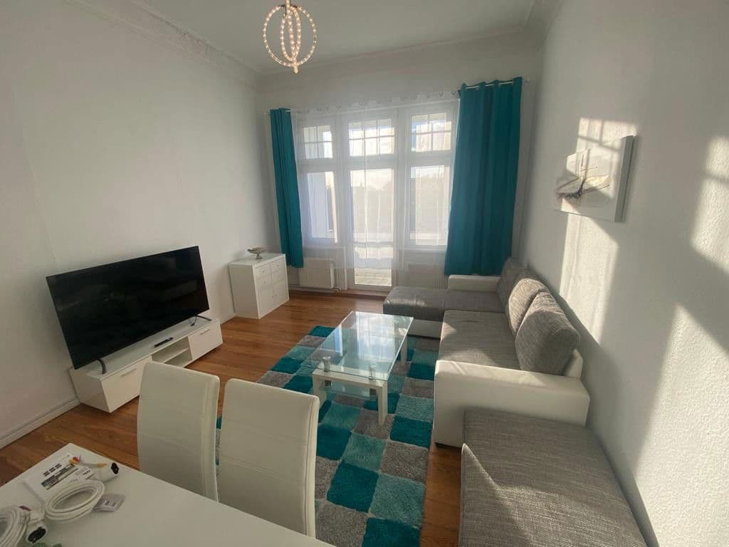 Pronájem bytu 3+1 90 m², Körnerstr., 47, Berlin, Berlín Pronájem bytu 3+1 90 m², Körnerstr., 47, Berlin, Berlín