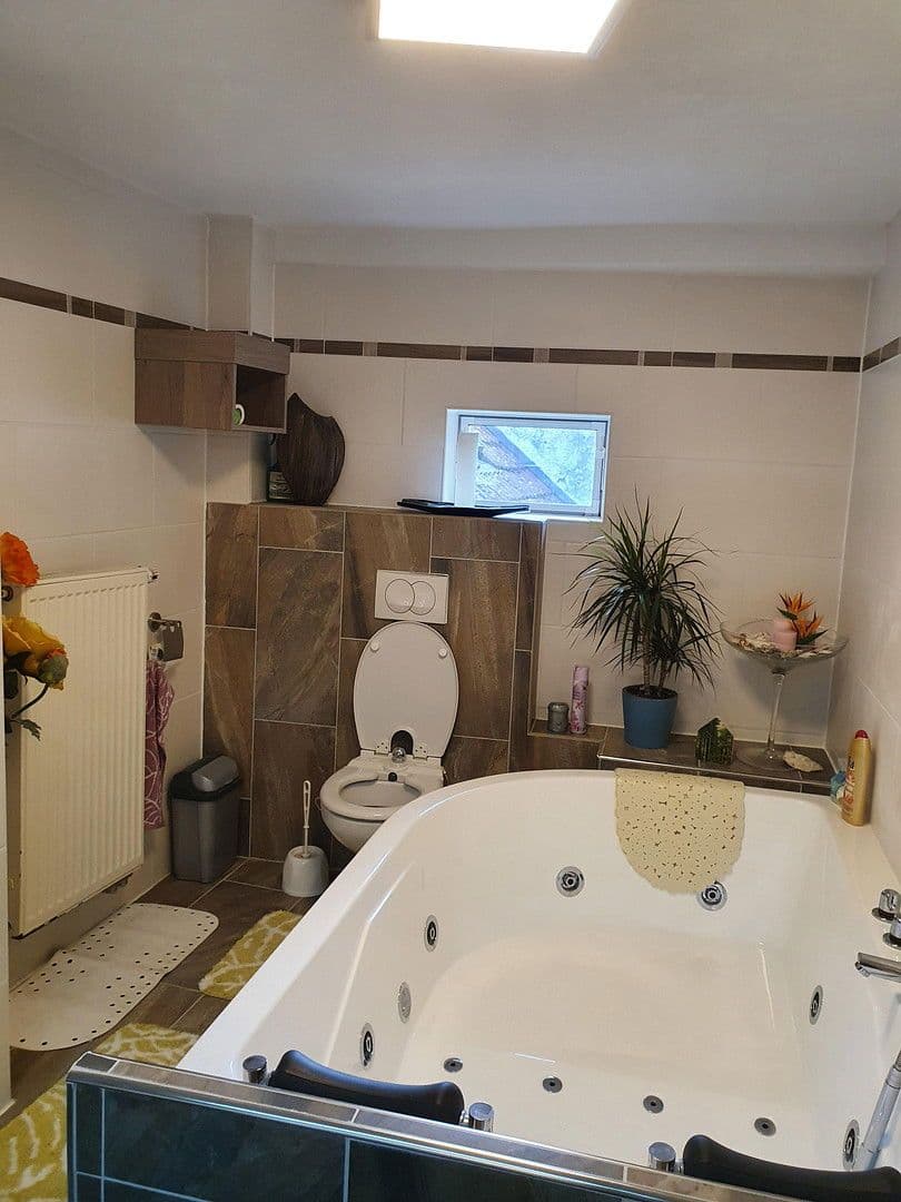 Prodej domu 145 m², pozemek 452 m², Altmannstein, Bavorsko Prodej domu 145 m², pozemek 452 m², Altmannstein, Bavorsko