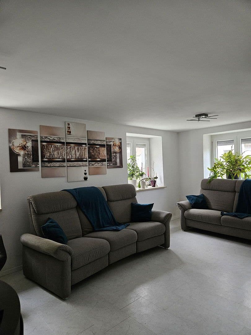 Prodej domu 145 m², pozemek 452 m², Altmannstein, Bavorsko Prodej domu 145 m², pozemek 452 m², Altmannstein, Bavorsko