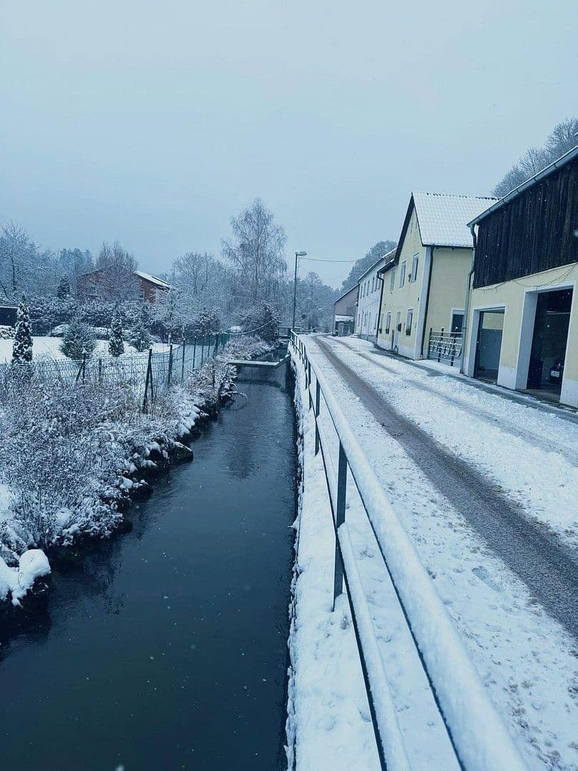 Prodej domu 145 m², pozemek 452 m², Altmannstein, Bavorsko Prodej domu 145 m², pozemek 452 m², Altmannstein, Bavorsko