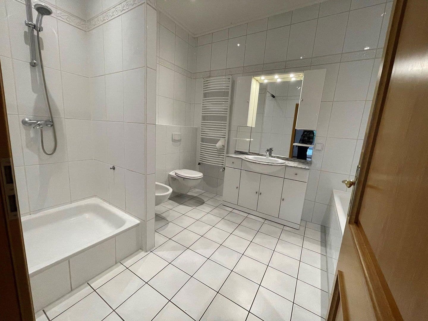 Pronájem bytu 3+1 125 m², An der Alpe 2, Neustadt am Rübenberge, Dolní Sasko Pronájem bytu 3+1 125 m², An der Alpe 2, Neustadt am Rübenberge, Dolní Sasko