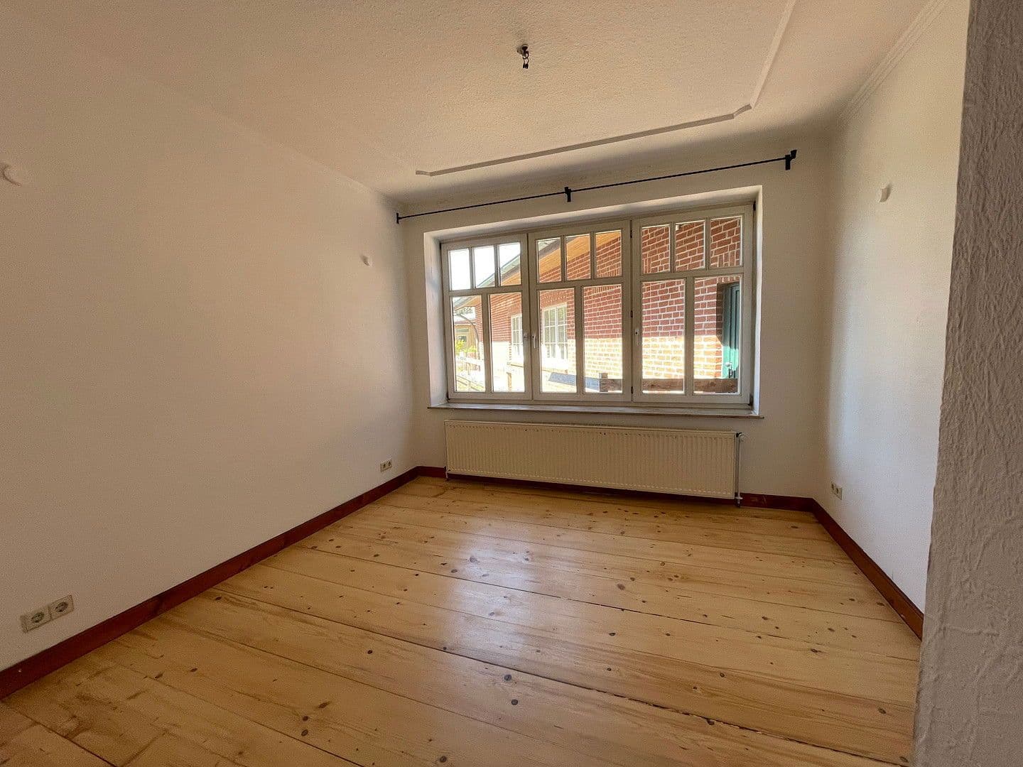 Pronájem domu 227 m², pozemek 550 m², An der Alpe 2, Neustadt am Rübenberge, Dolní Sasko Pronájem domu 227 m², pozemek 550 m², An der Alpe 2, Neustadt am Rübenberge, Dolní Sasko