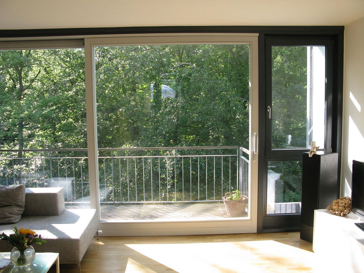 Pronájem bytu 3+1 98 m², Fasanenweg 5, Mörfelden-Walldorf, Hessen Pronájem bytu 3+1 98 m², Fasanenweg 5, Mörfelden-Walldorf, Hessen