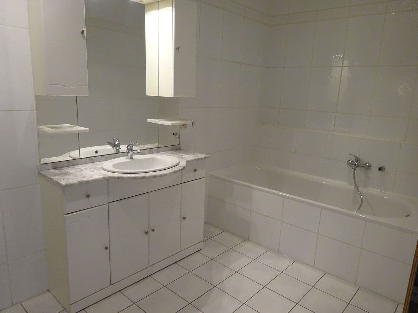 Pronájem bytu 3+1 164 m², An der Alpe 2, Neustadt am Rübenberge, Dolní Sasko Pronájem bytu 3+1 164 m², An der Alpe 2, Neustadt am Rübenberge, Dolní Sasko