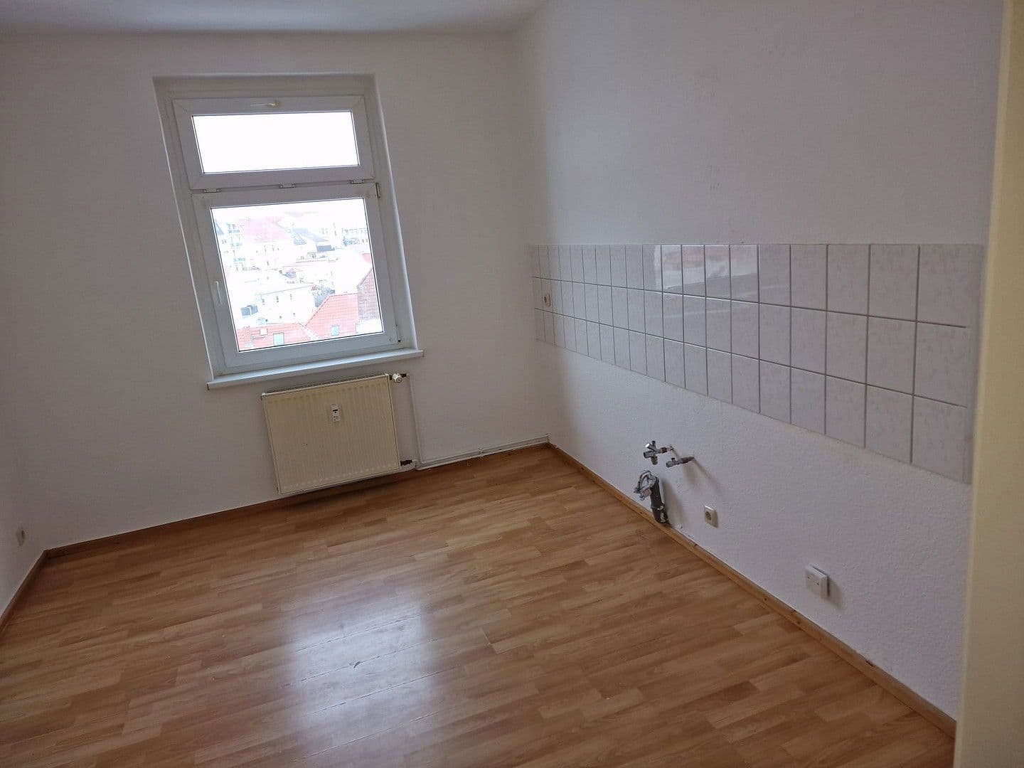 Pronájem bytu 2+1 56 m², Bruchstr. 7, Nové Střelice, Mecklenburg-Vorpommern Pronájem bytu 2+1 56 m², Bruchstr. 7, Nové Střelice, Mecklenburg-Vorpommern