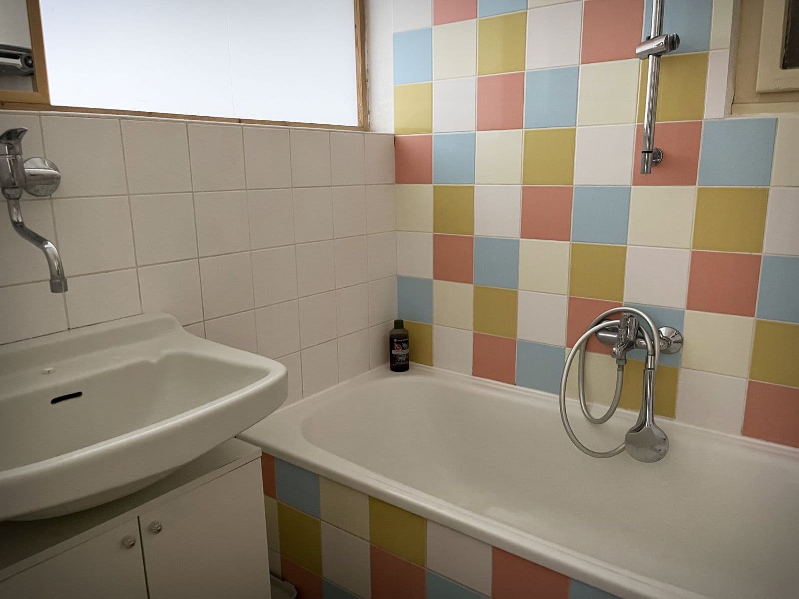 Pronájem bytu 70 m², Chvalova, Praha, Praha Pronájem bytu 70 m², Chvalova, Praha, Praha