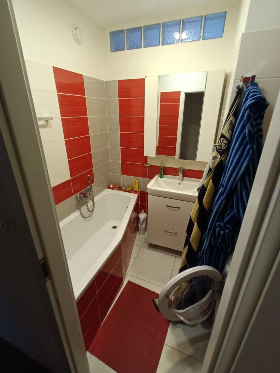 Pronájem bytu 3+1 79 m², Zelená, Olomouc, Olomoucký kraj Pronájem bytu 3+1 79 m², Zelená, Olomouc, Olomoucký kraj