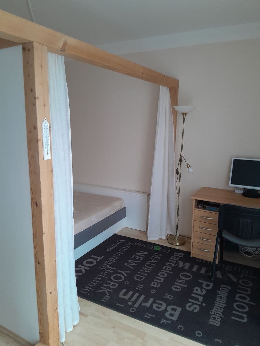 Pronájem bytu 1+kk 49 m², U Zátiší, Praha, Praha Pronájem bytu 1+kk 49 m², U Zátiší, Praha, Praha