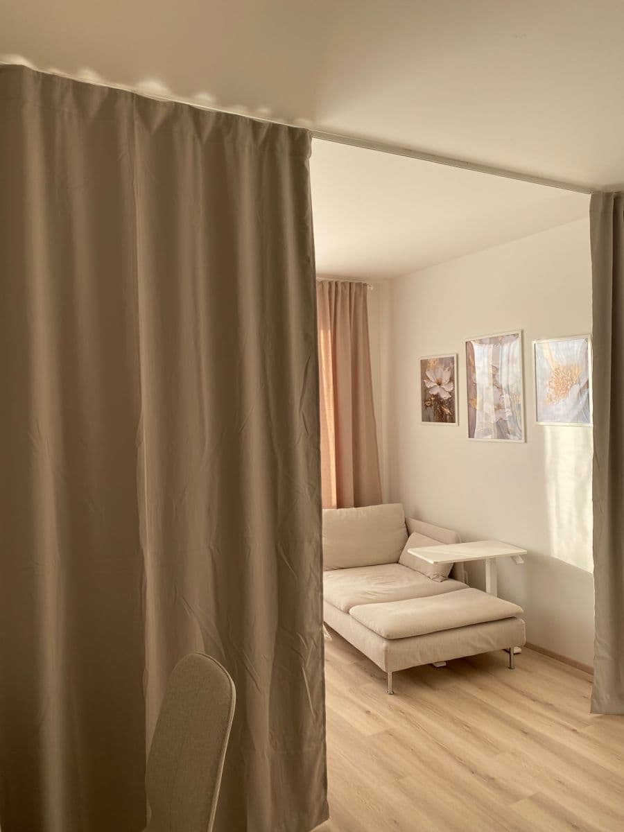 Pronájem bytu 1+kk 32 m², Sobí, Praha, Praha Pronájem bytu 1+kk 32 m², Sobí, Praha, Praha