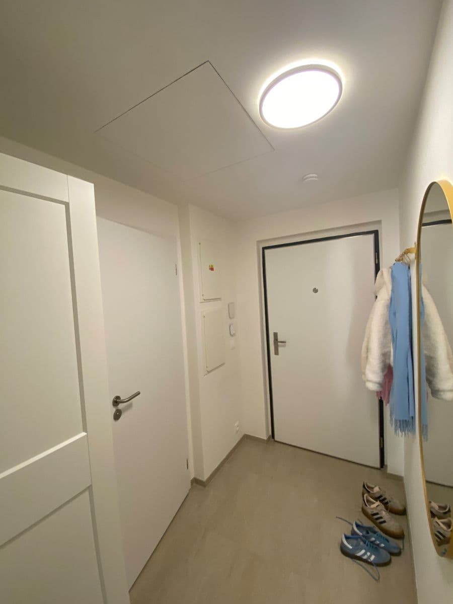 Pronájem bytu 1+kk 32 m², Sobí, Praha, Praha Pronájem bytu 1+kk 32 m², Sobí, Praha, Praha