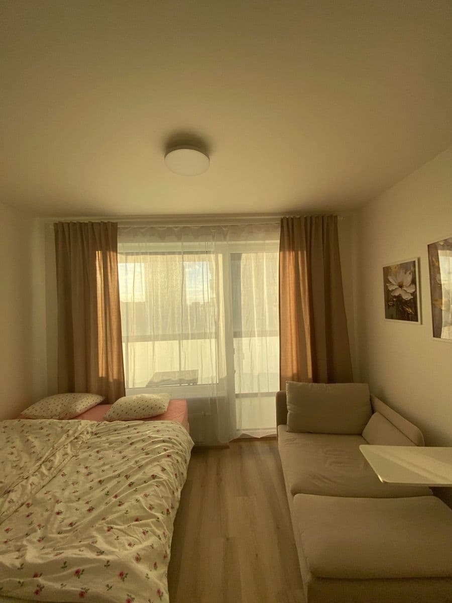 Pronájem bytu 1+kk 32 m², Sobí, Praha, Praha Pronájem bytu 1+kk 32 m², Sobí, Praha, Praha