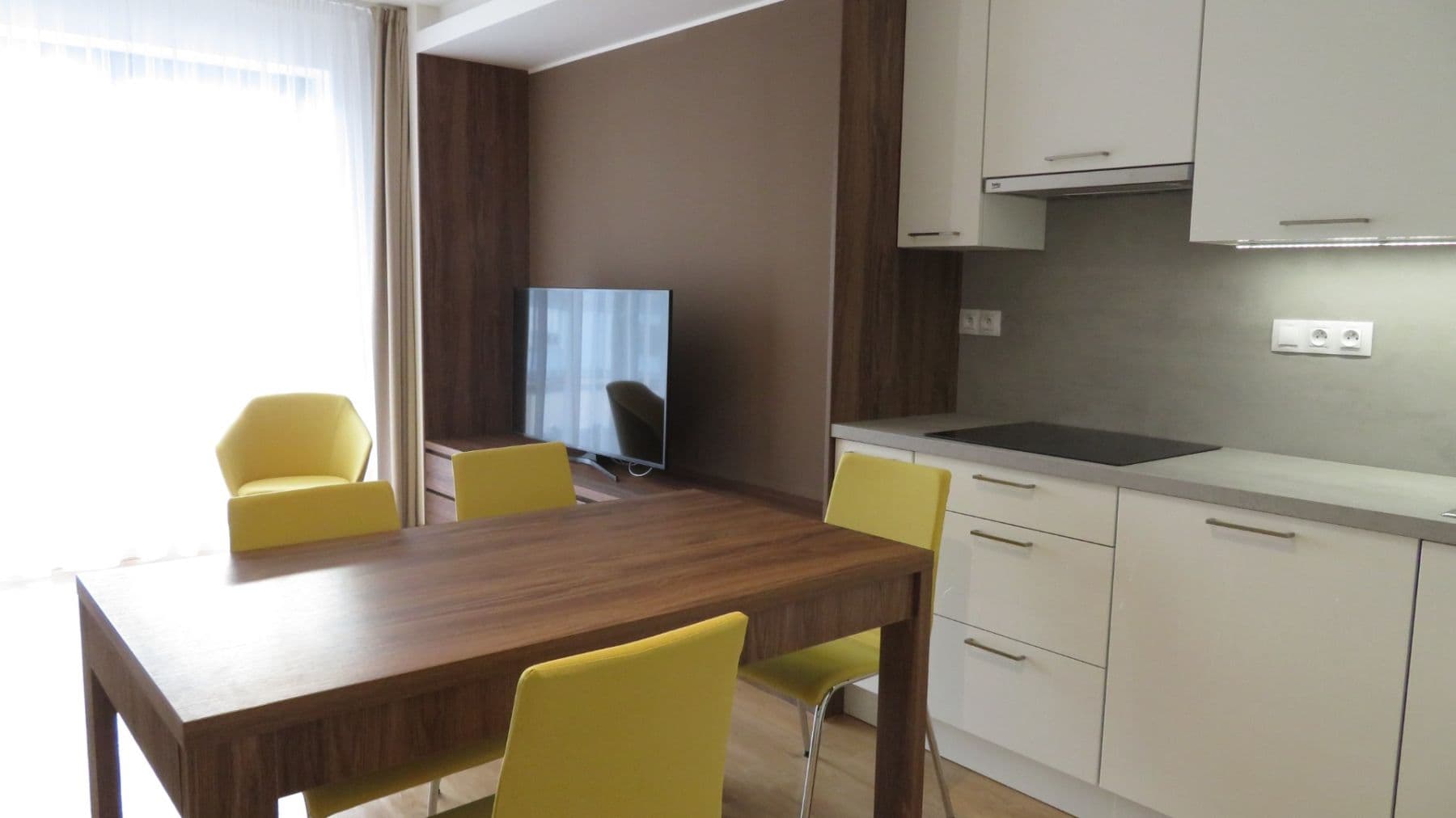 Pronájem bytu 2+kk 60 m², Mukařovského, Praha, Praha Pronájem bytu 2+kk 60 m², Mukařovského, Praha, Praha