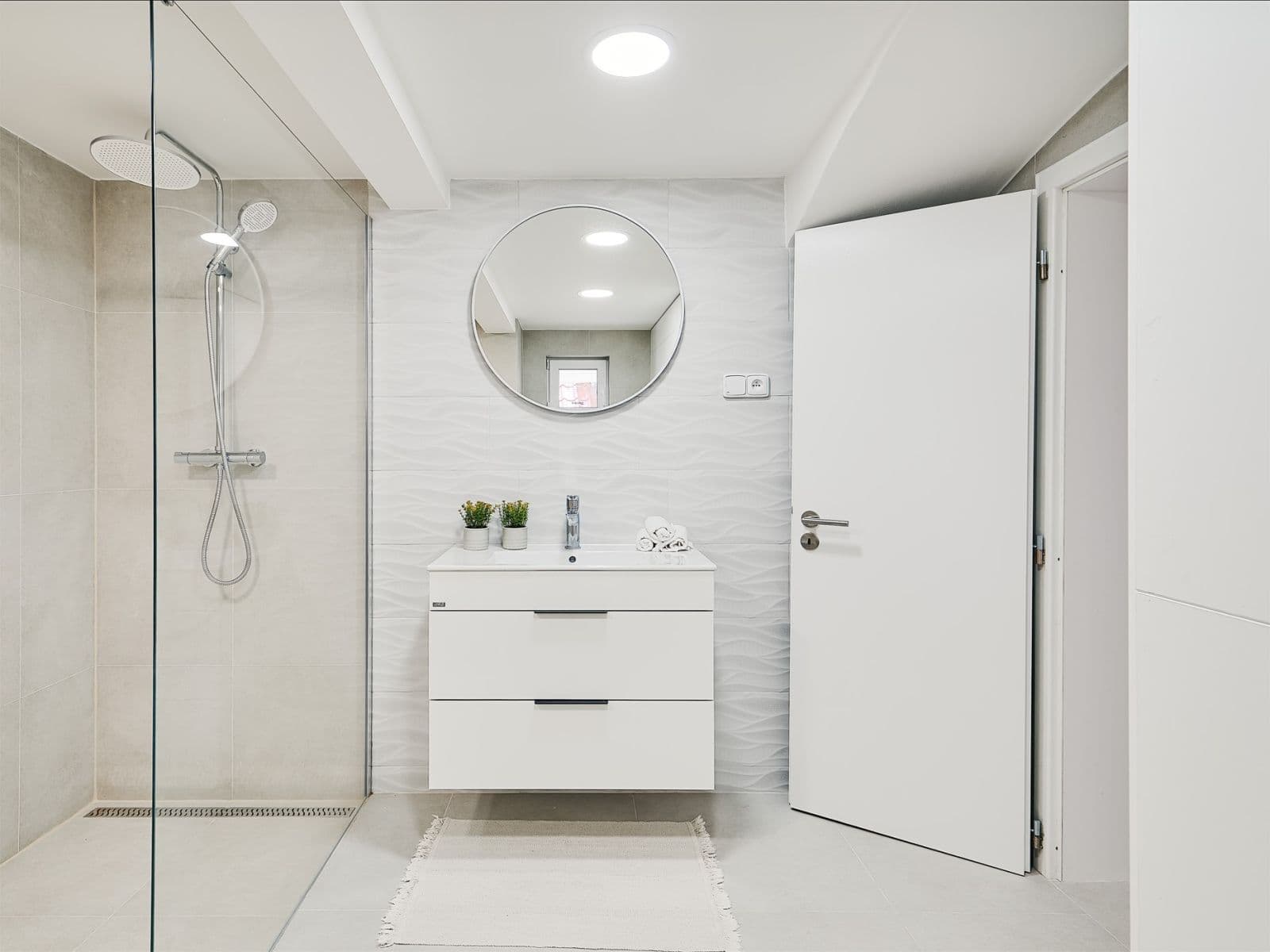 Prodej domu 50 m², pozemek 115 m², Hradební, Velvary, Středočeský kraj Prodej domu 50 m², pozemek 115 m², Hradební, Velvary, Středočeský kraj