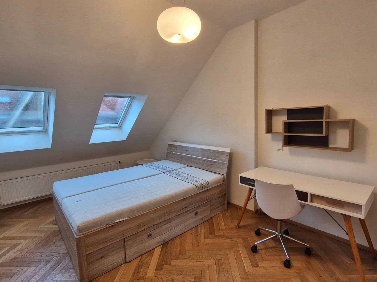 Pronájem bytu 3+kk 62 m², Horní, Praha, Praha Pronájem bytu 3+kk 62 m², Horní, Praha, Praha