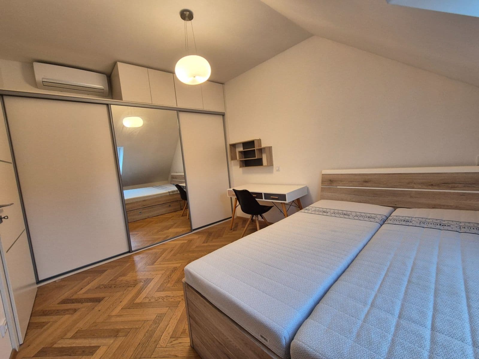 Pronájem bytu 3+kk 62 m², Horní, Praha, Praha Pronájem bytu 3+kk 62 m², Horní, Praha, Praha