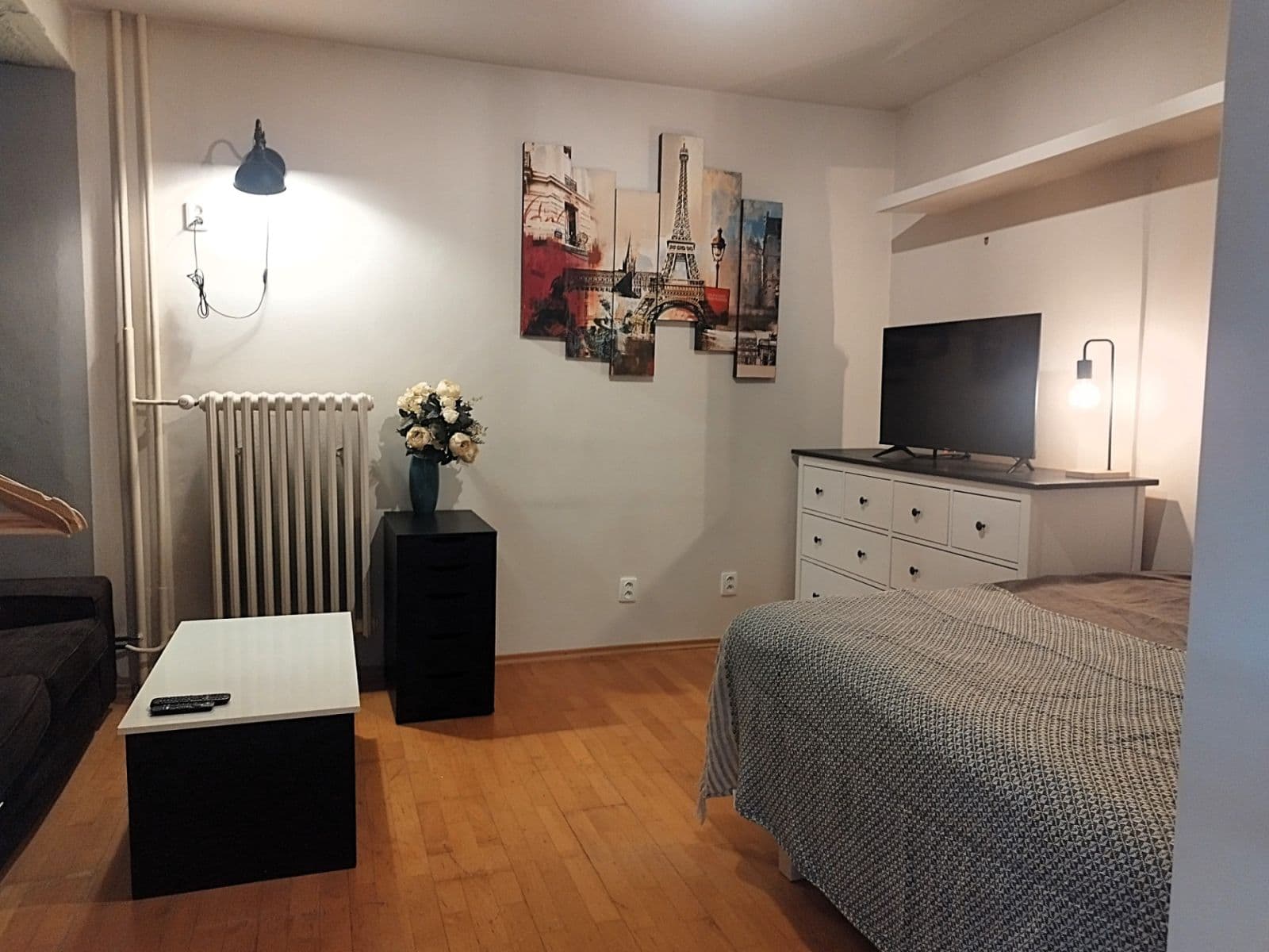 Pronájem bytu 1+1 26 m², Martinengova, Bratislava - mestská časť Staré Mesto, Bratislavský kraj Pronájem bytu 1+1 26 m², Martinengova, Bratislava - mestská časť Staré Mesto, Bratislavský kraj