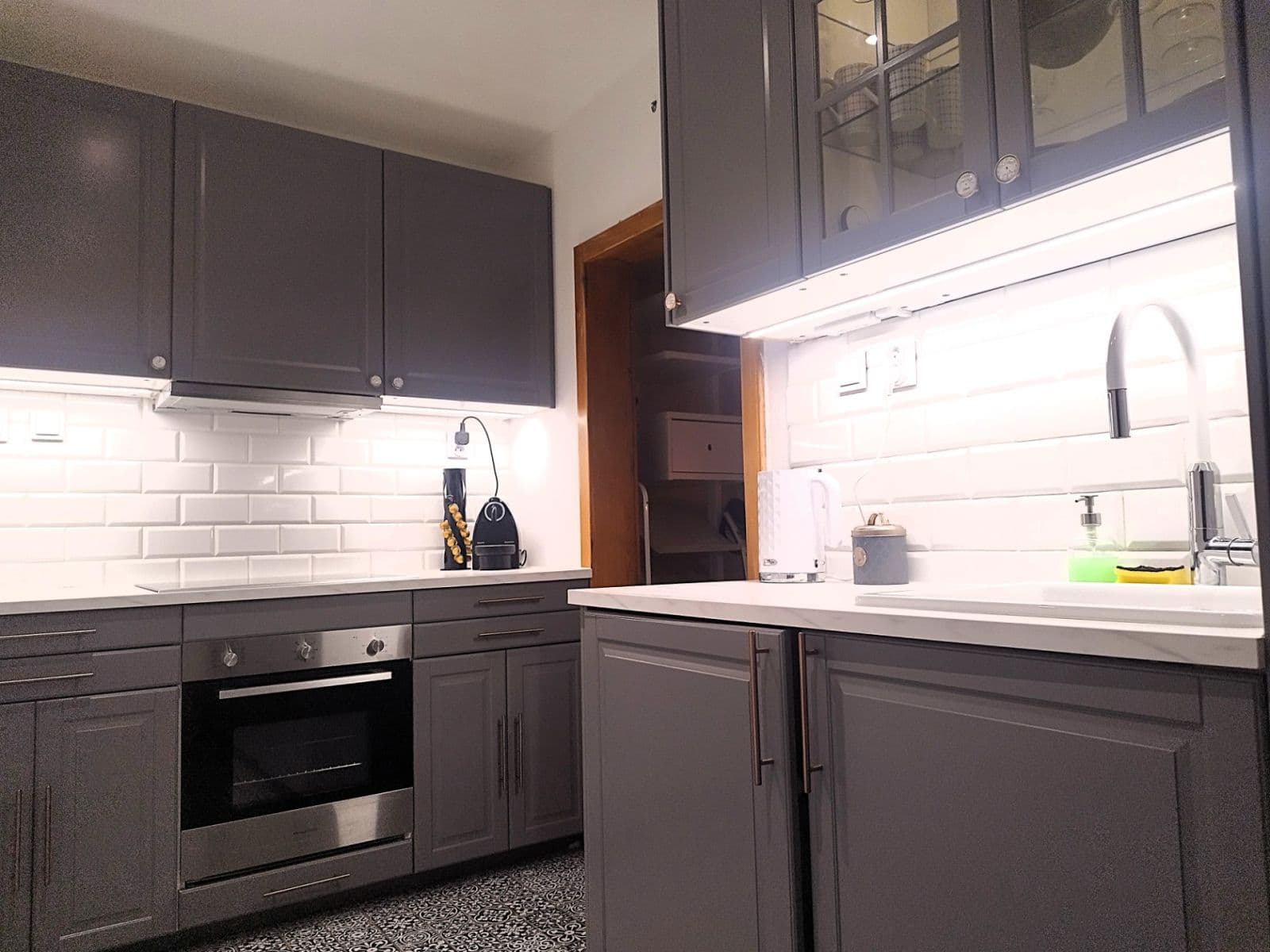 Pronájem bytu 1+1 26 m², Martinengova, Bratislava - mestská časť Staré Mesto, Bratislavský kraj Pronájem bytu 1+1 26 m², Martinengova, Bratislava - mestská časť Staré Mesto, Bratislavský kraj